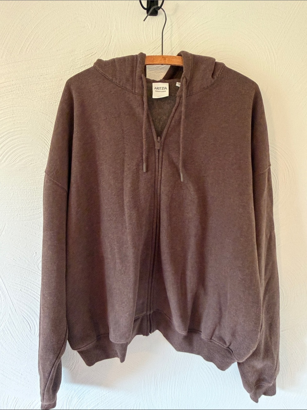 Aritzia Sweatfleece Mega Fit Brown Full-Zip Hoodie. Size Large.